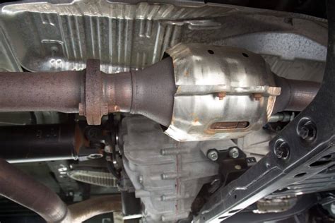 catalytic converter for a 2006 cadillac cts